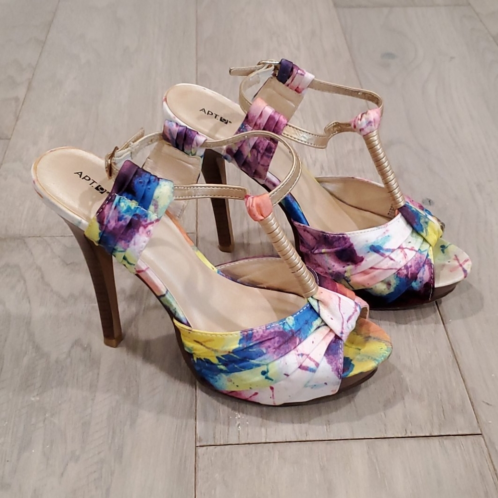 Apt. 9 Multi-colored Heel